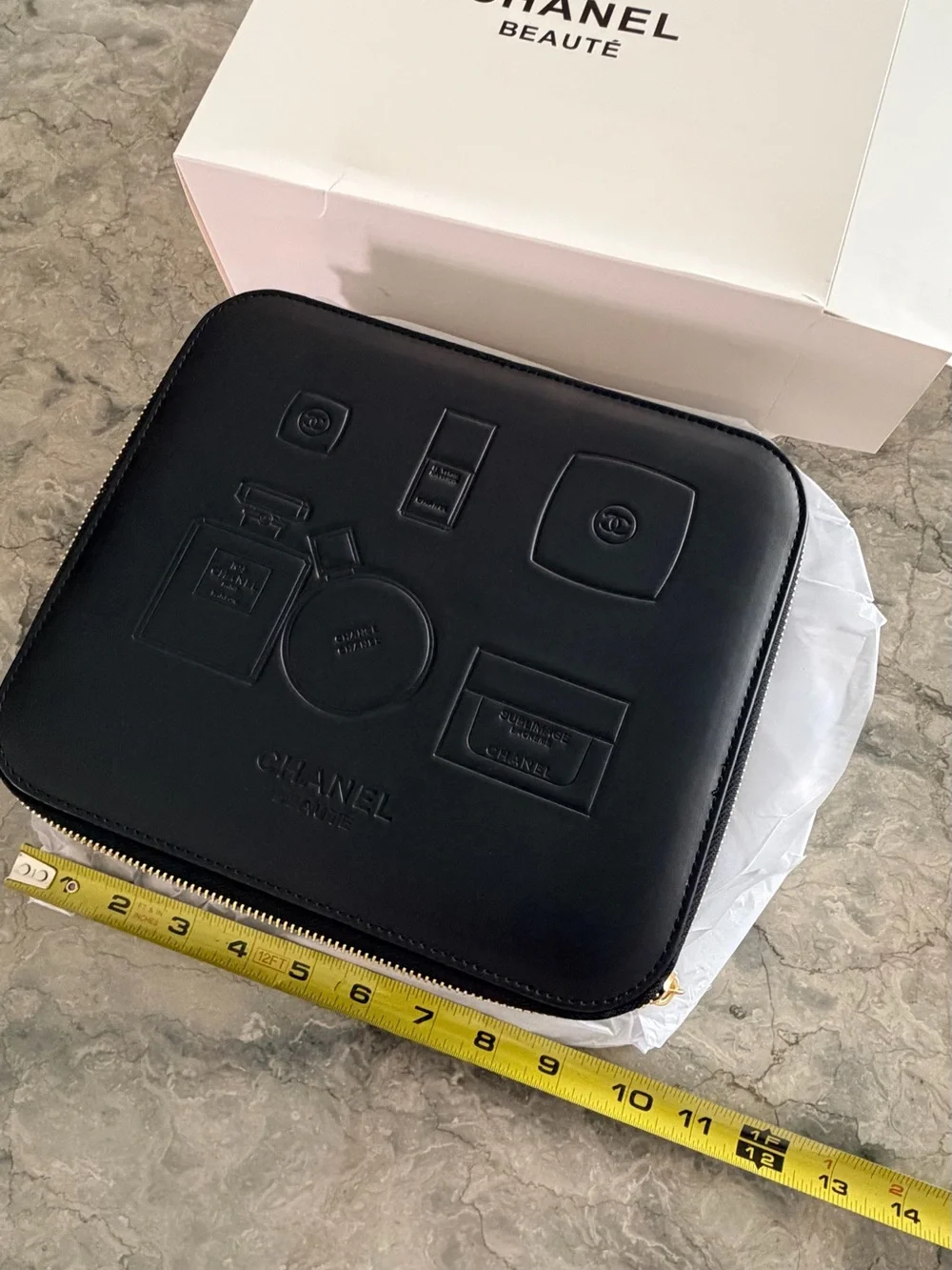 Chanel VIP Gift Beauty Box – Black Leather Makeup Vanity Case / Limited Edition